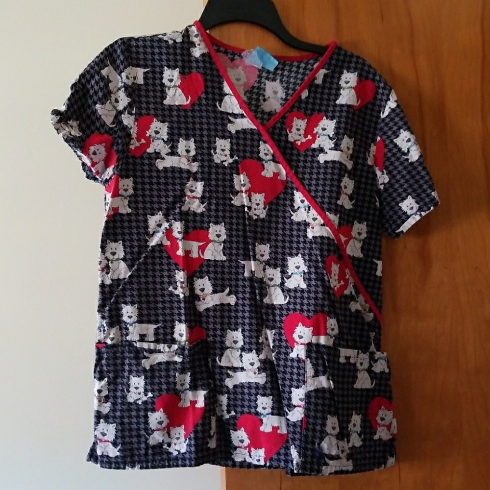 Size small Scrub top
